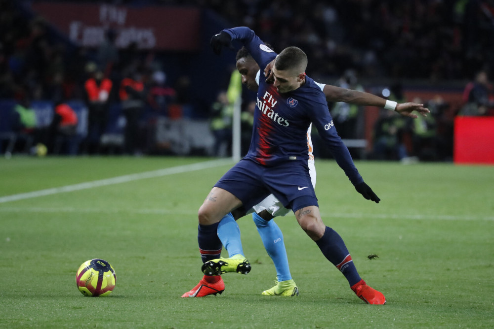  巴黎圣日耳曼报价英超铁闸被截胡  