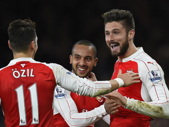  阿森纳连胜终结曼城扩大优势  